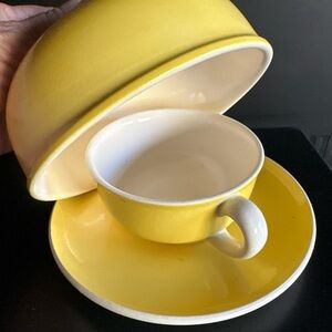 Waechtersbach Germany Yellow & White Coffee/ Tea Cup, Saucer & Dome RARE Estate
